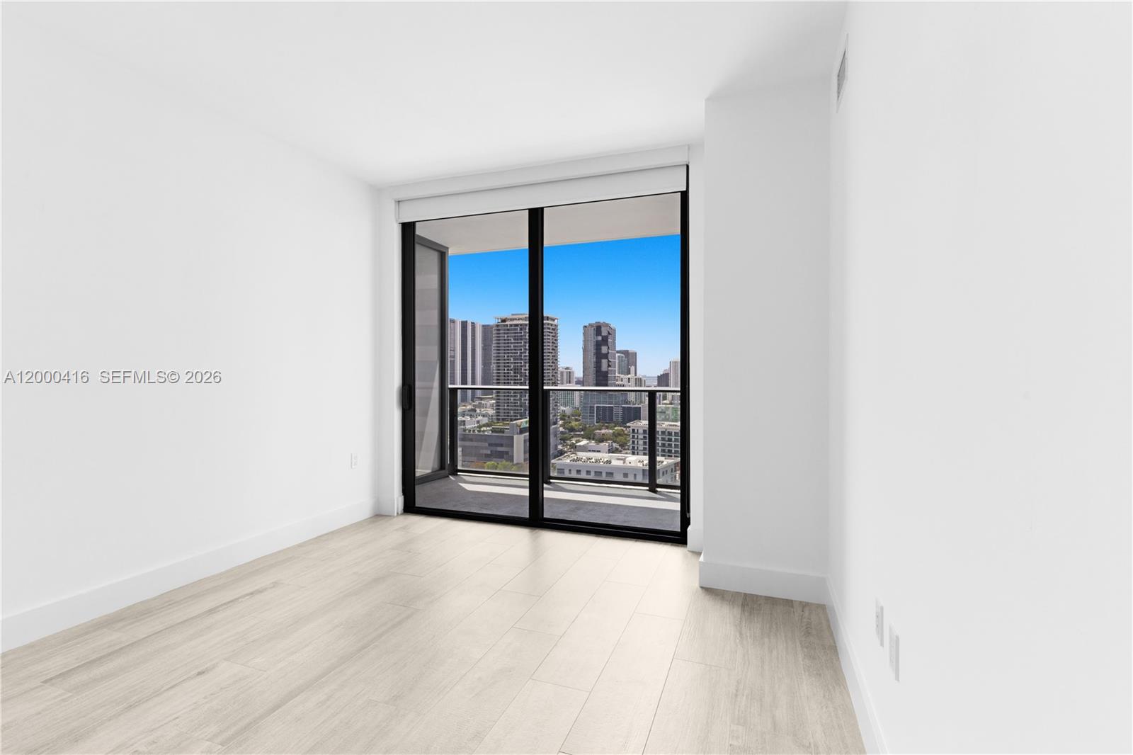 121 NE 34th St #2602, Miami FL 33137