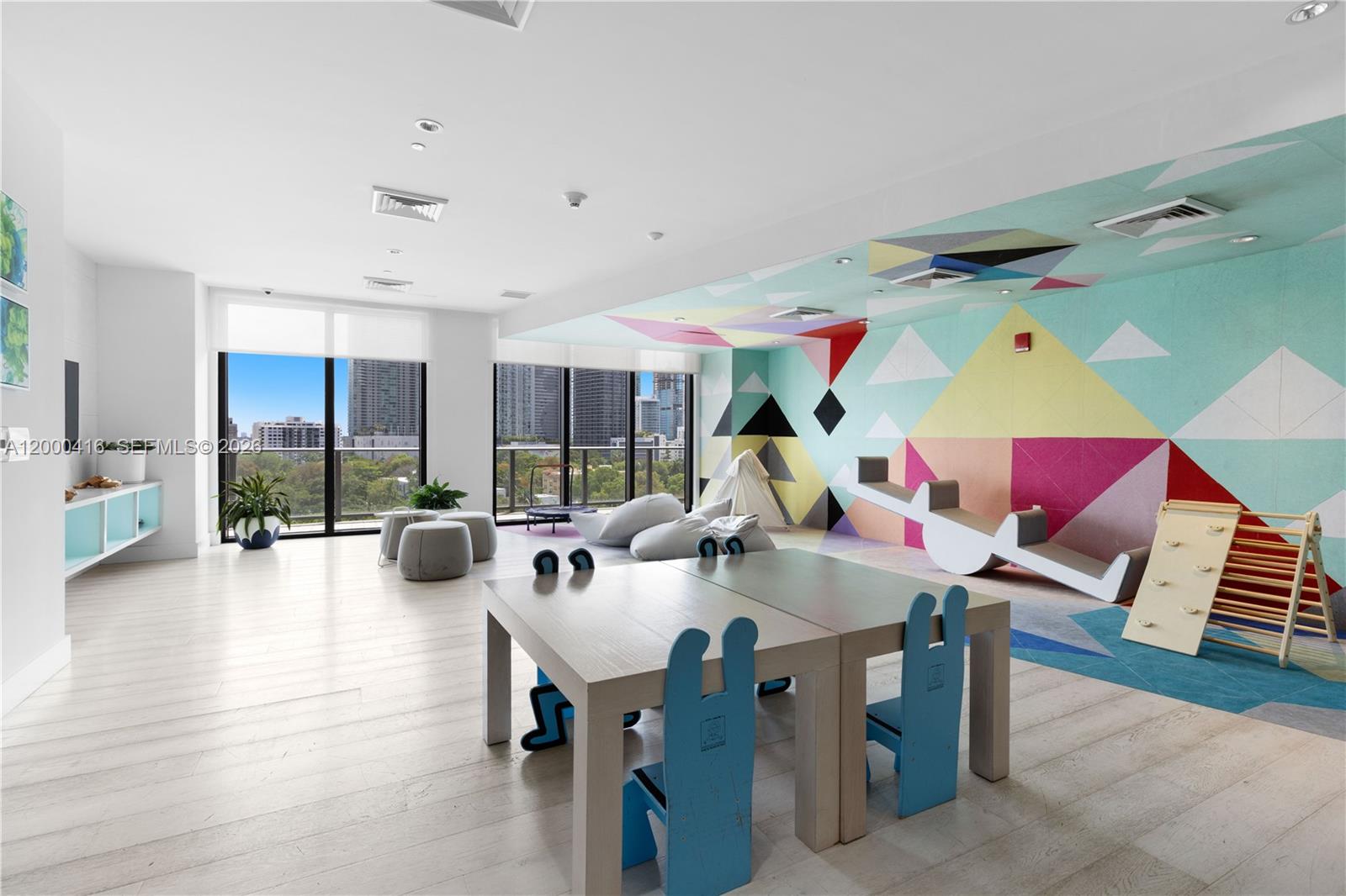 121 NE 34th St #2602, Miami FL 33137