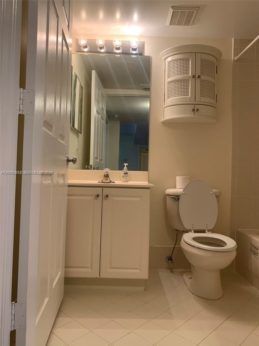 529 E Sheridan St #1021, Dania Beach FL 33004