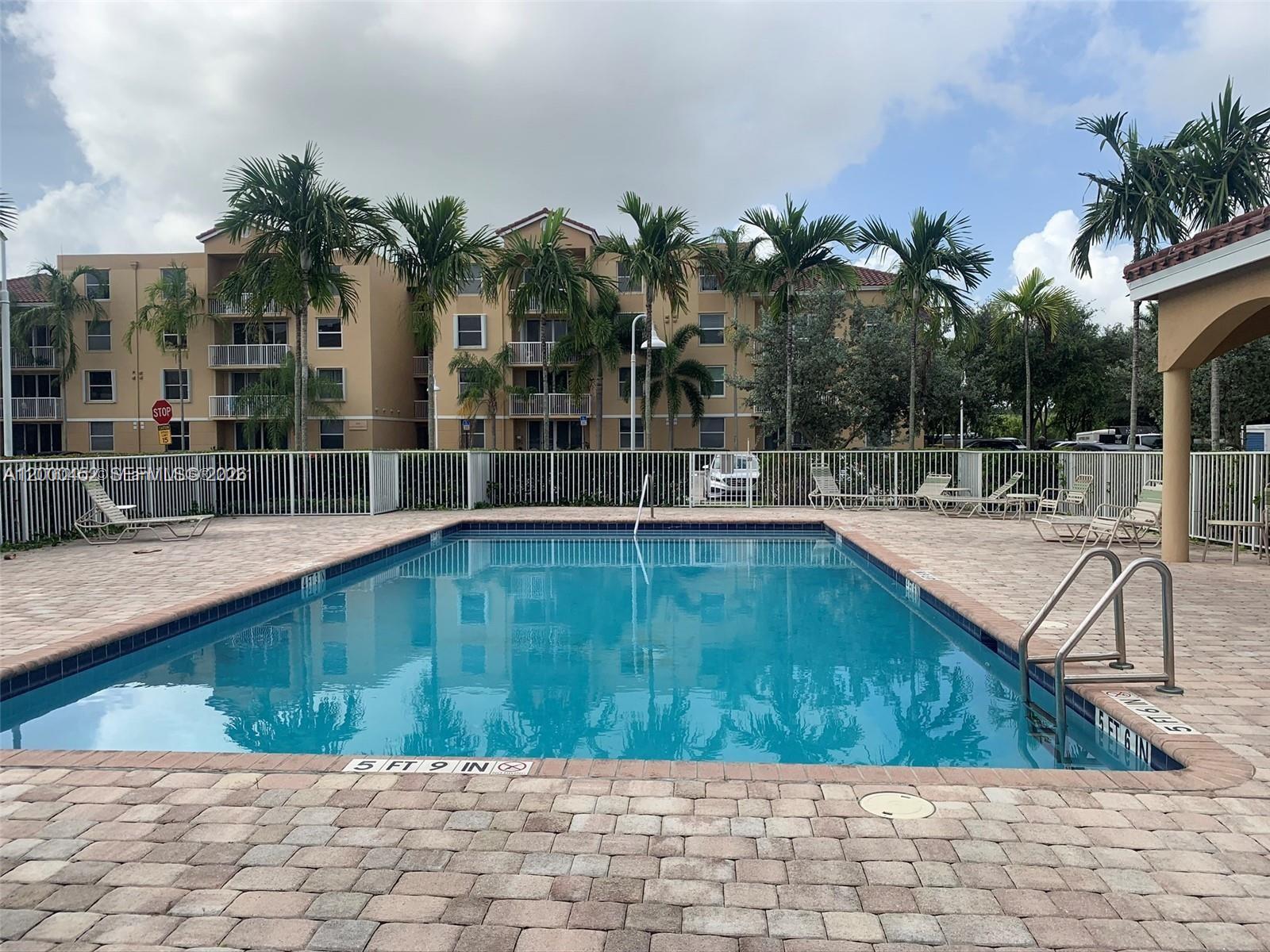 529 E Sheridan St #1021, Dania Beach FL 33004