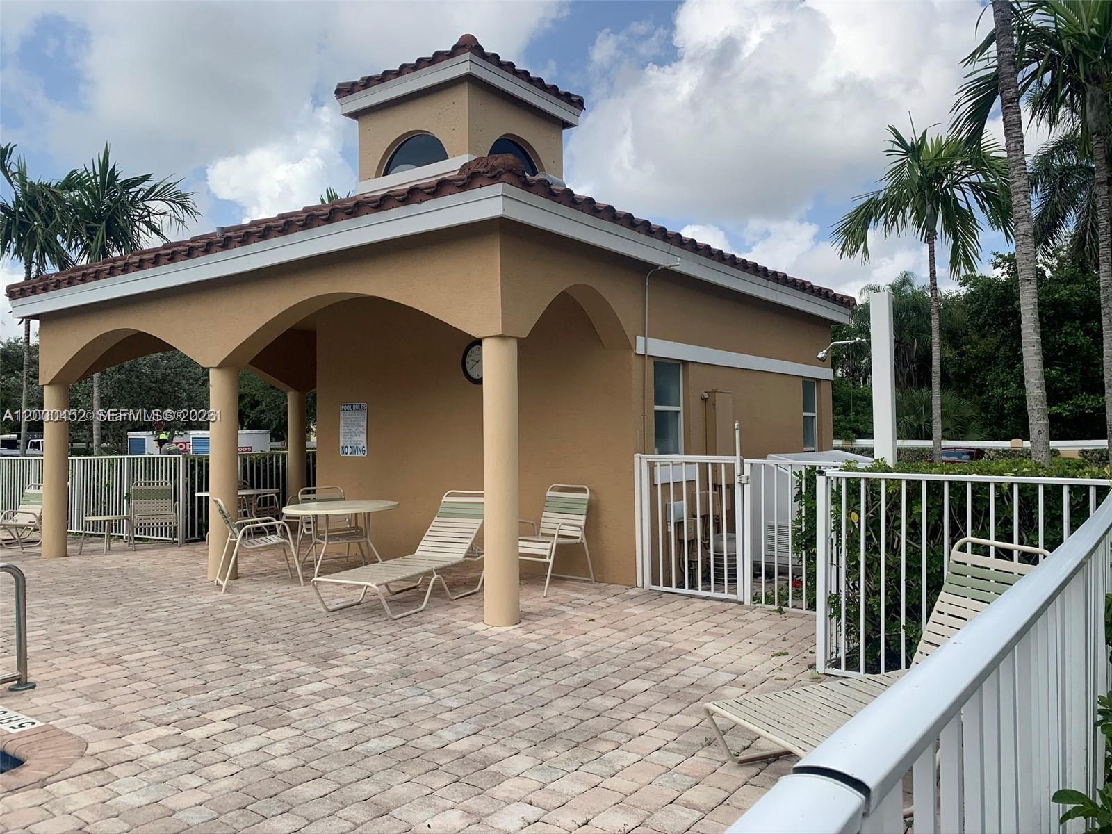 529 E Sheridan St #1021, Dania Beach FL 33004