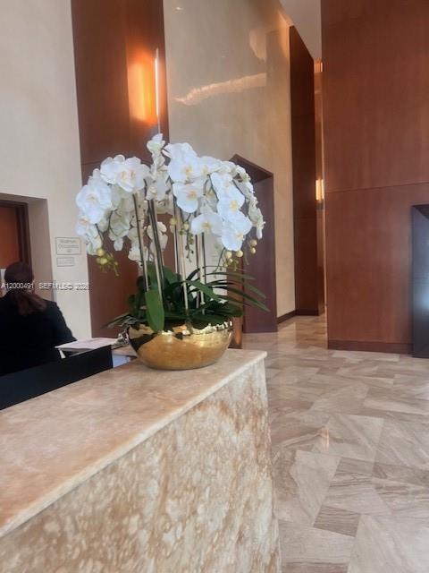31 SE 5th St #4212, Miami FL 33131