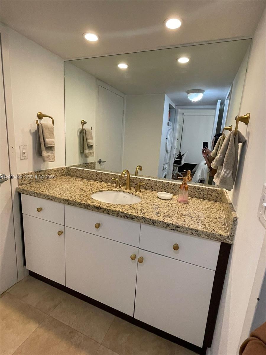 2333 Brickell Ave #PH210, Miami FL 33129