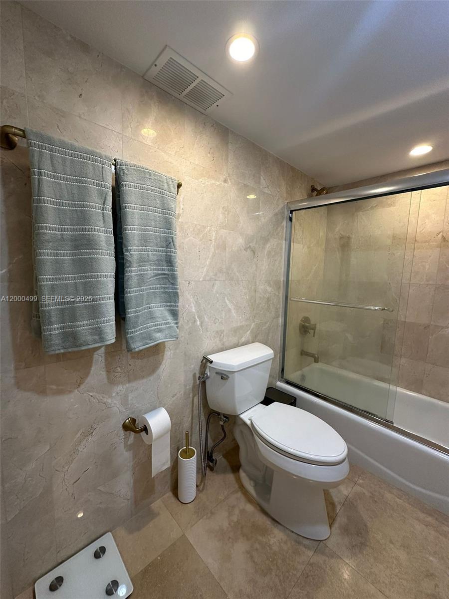 2333 Brickell Ave #PH210, Miami FL 33129