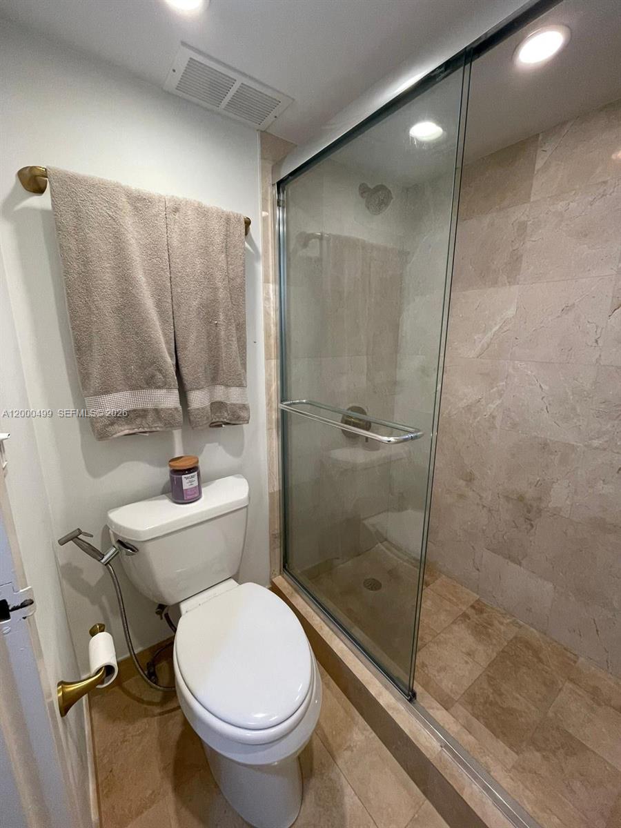 2333 Brickell Ave #PH210, Miami FL 33129