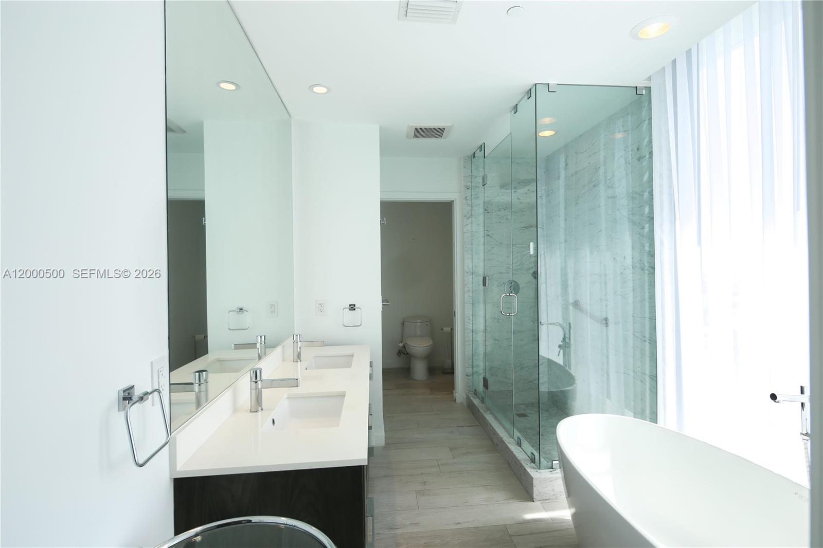 480 NE 31 St #2607, Miami FL 33137