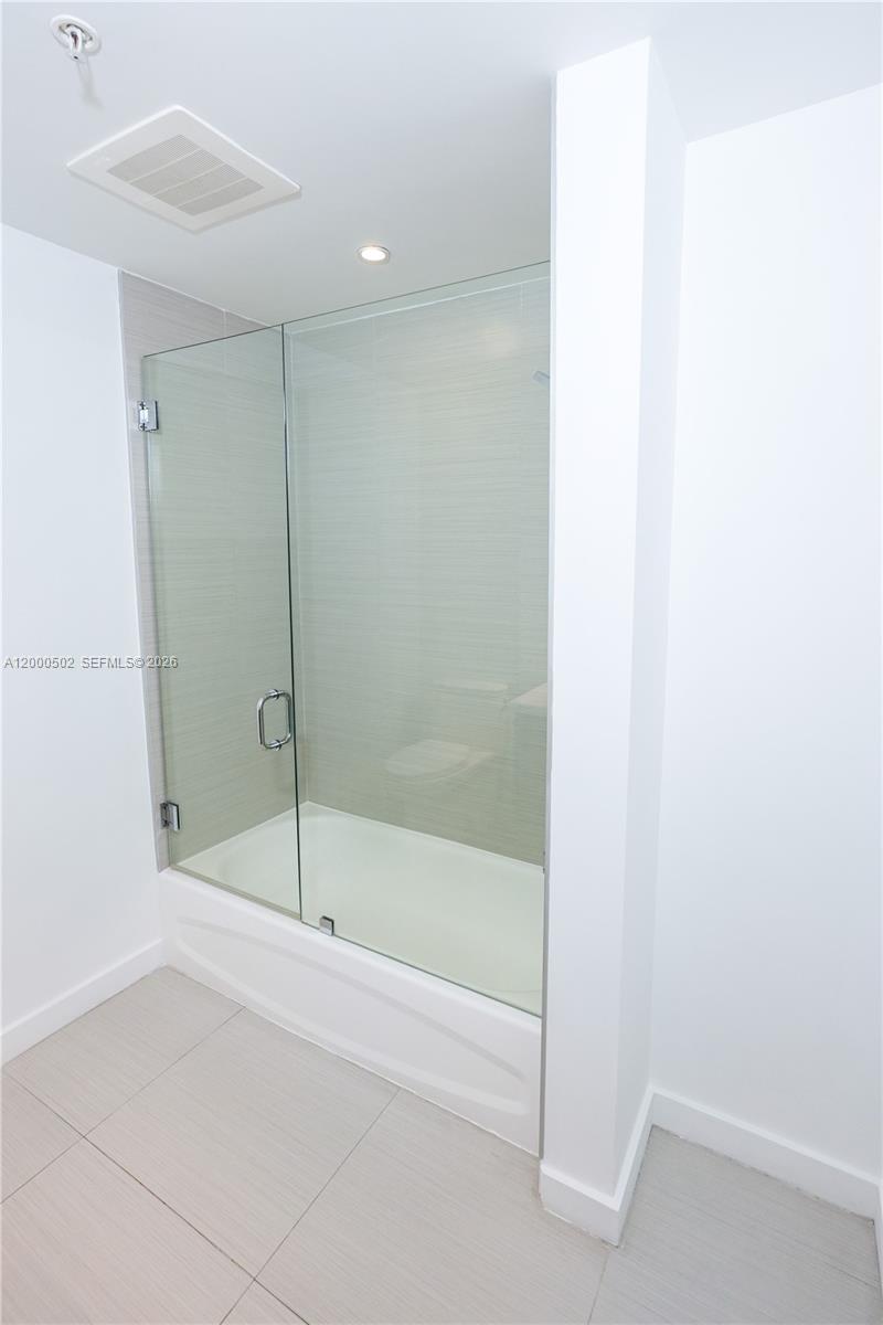 1010 SW 2nd Ave #606, Miami FL 33130