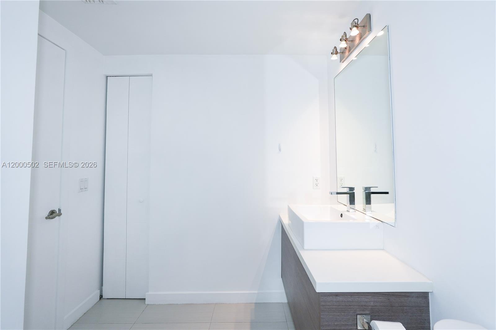 1010 SW 2nd Ave #606, Miami FL 33130