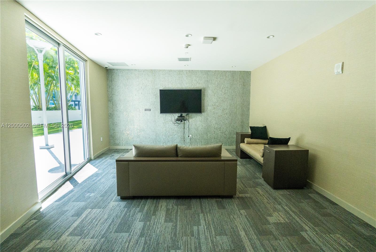 1010 SW 2nd Ave #606, Miami FL 33130