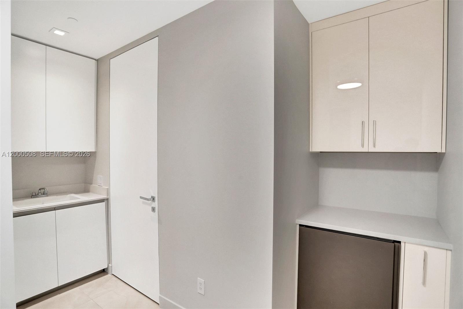 18975 COLLINS AVE #2001, Sunny Isles Beach FL 33160