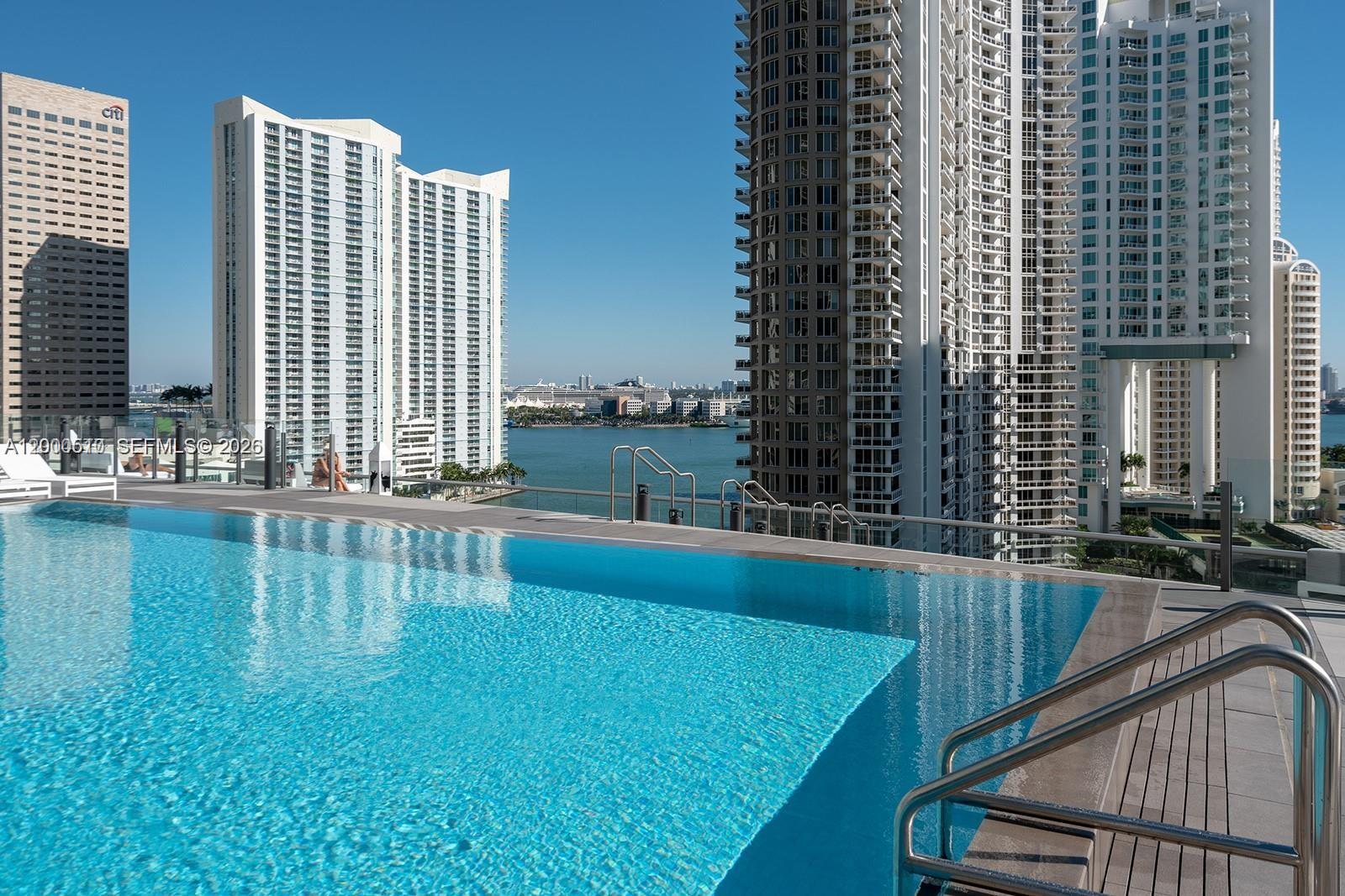 465 Brickell Ave #4604, Miami FL 33131