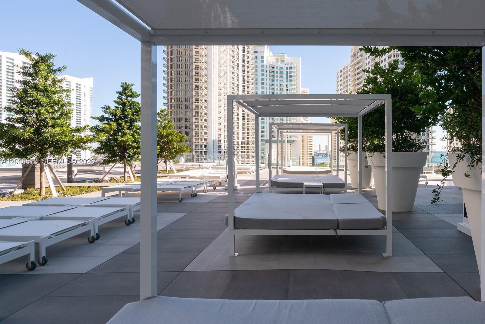 465 Brickell Ave #4604, Miami FL 33131