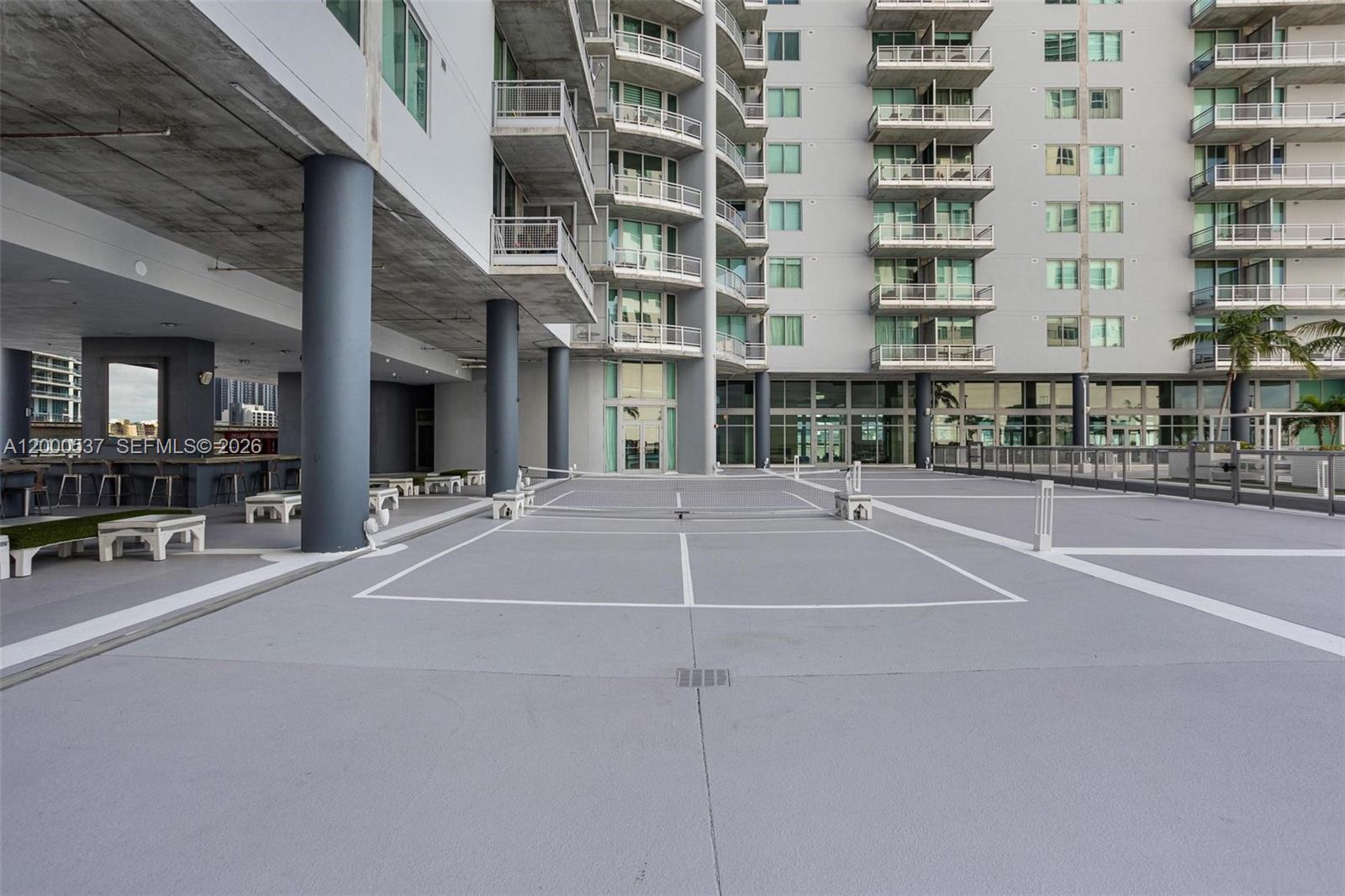 690 SW 1st Ct #PHI26, Miami FL 33130