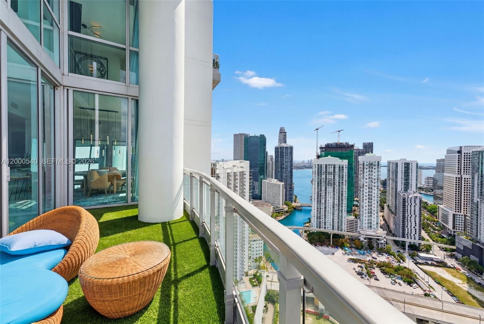 90 SW 3rd St #PH-12, Miami FL 33130