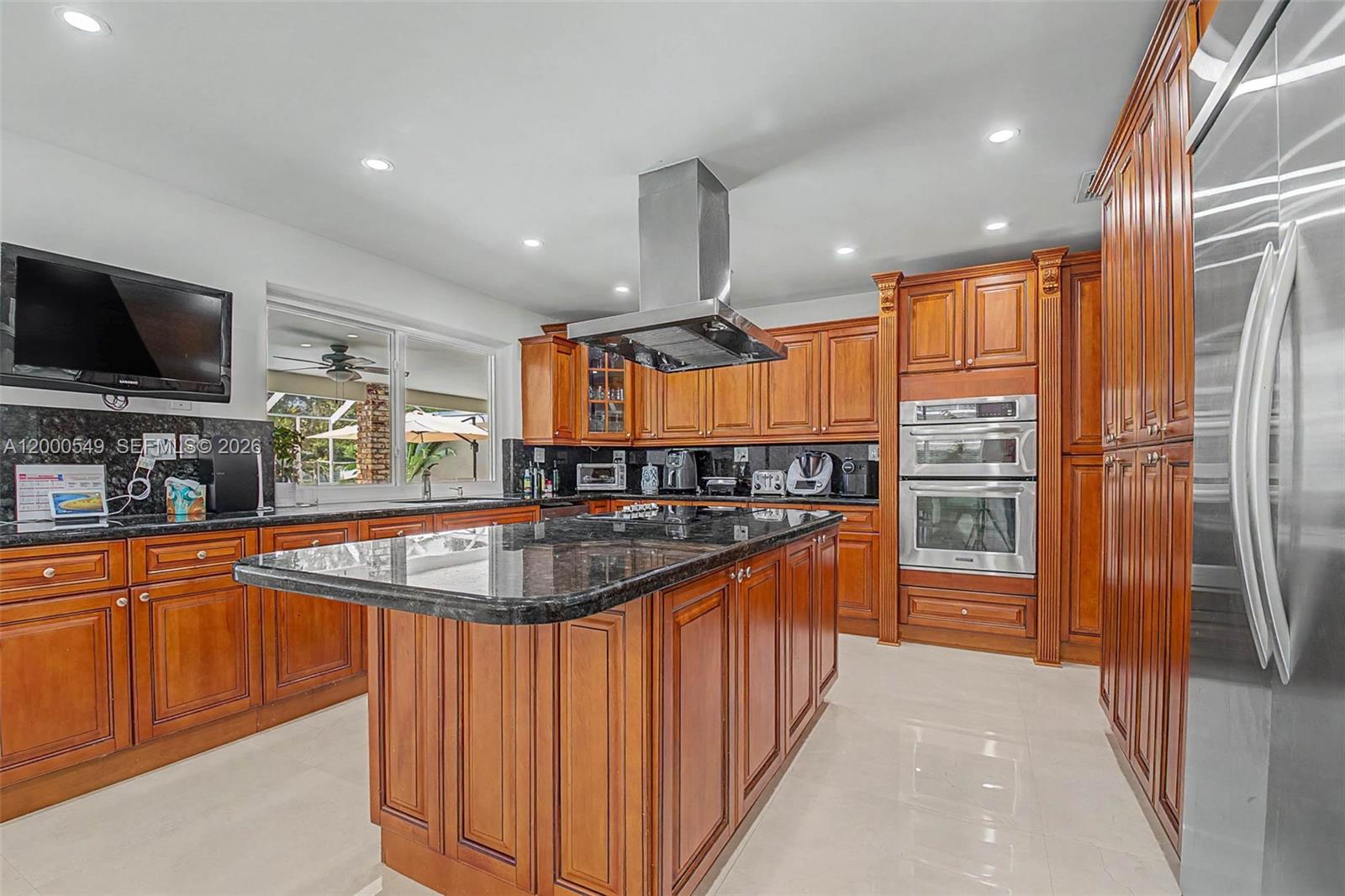 7230 SW 104th St, Pinecrest FL 33156