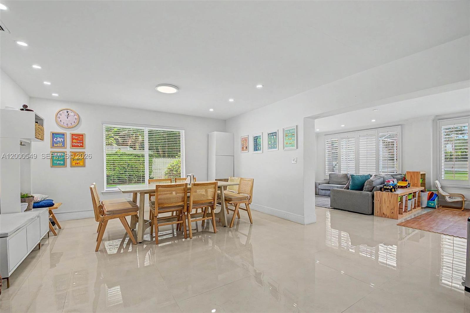 7230 SW 104th St, Pinecrest FL 33156