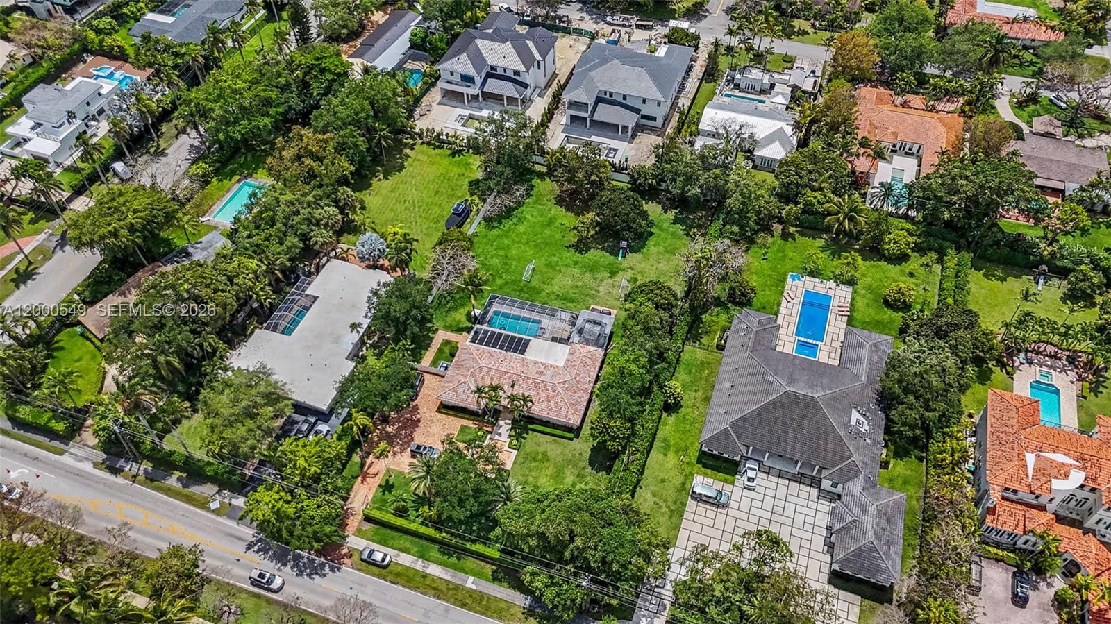 7230 SW 104th St, Pinecrest FL 33156