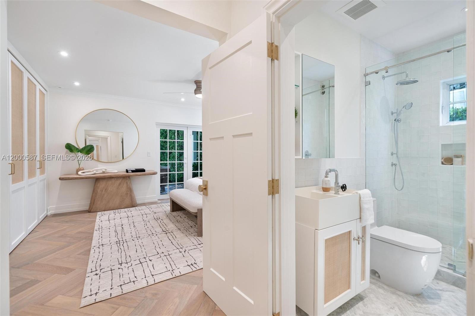 909 Roderigo Ave, Coral Gables FL 33134