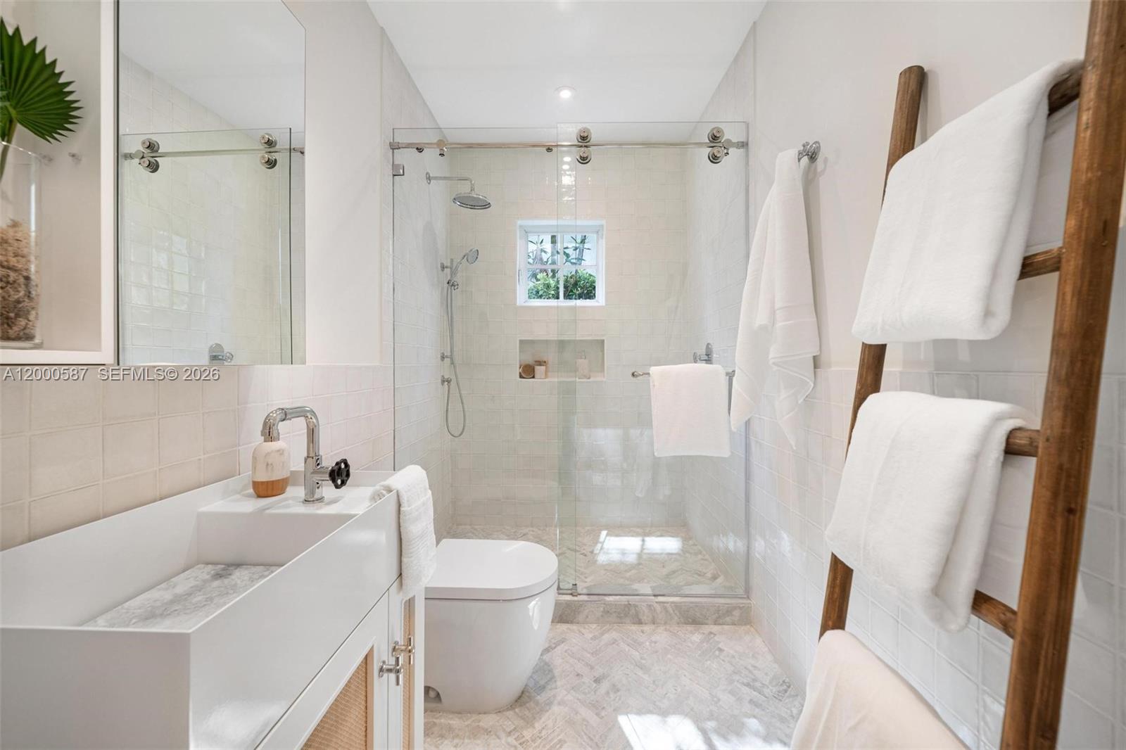 909 Roderigo Ave, Coral Gables FL 33134