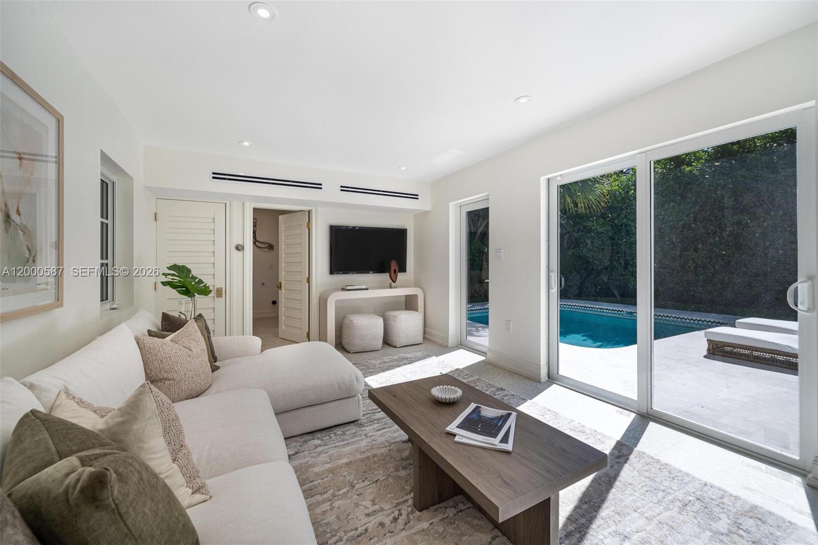 909 Roderigo Ave, Coral Gables FL 33134