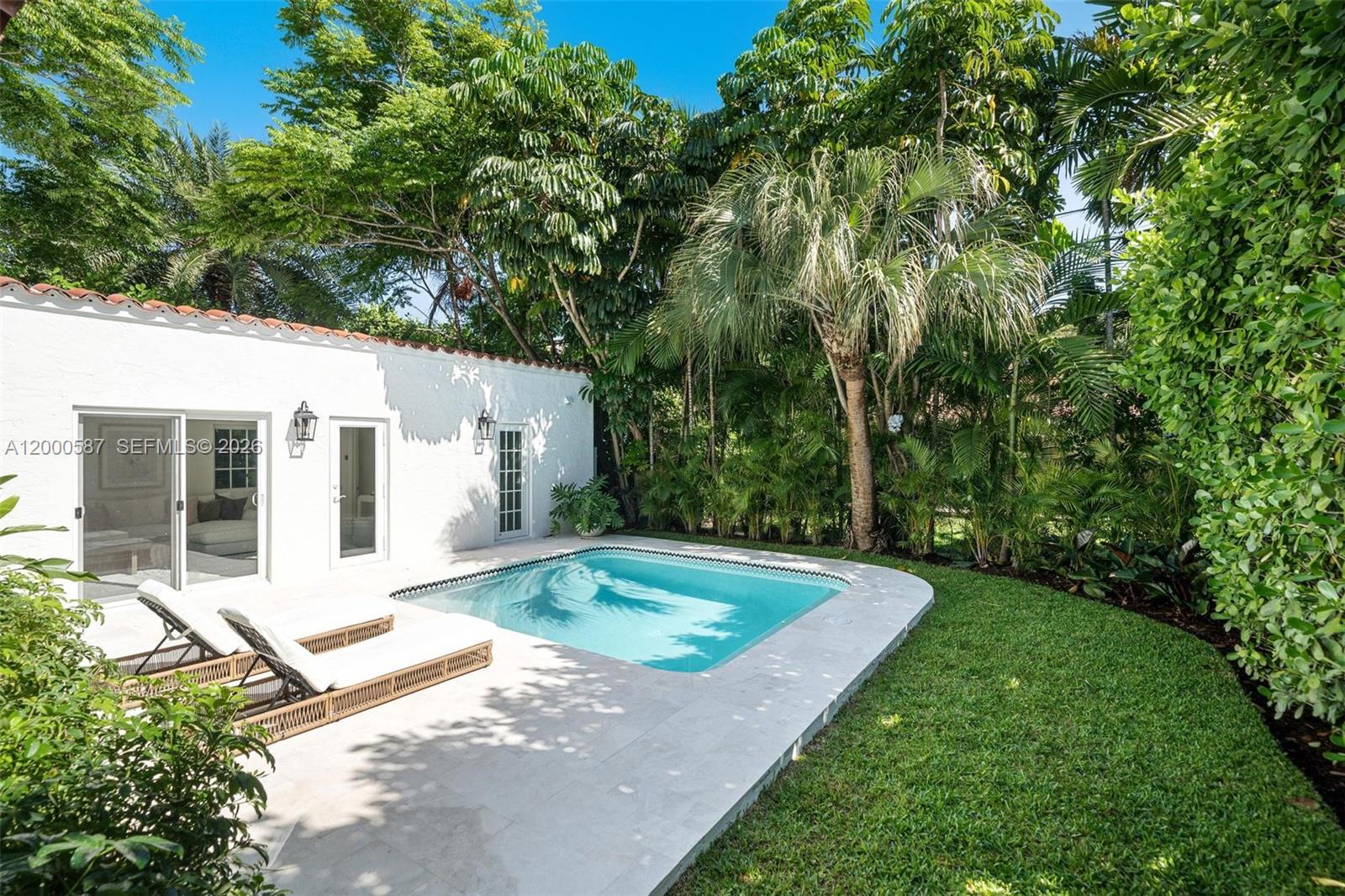 909 Roderigo Ave, Coral Gables FL 33134