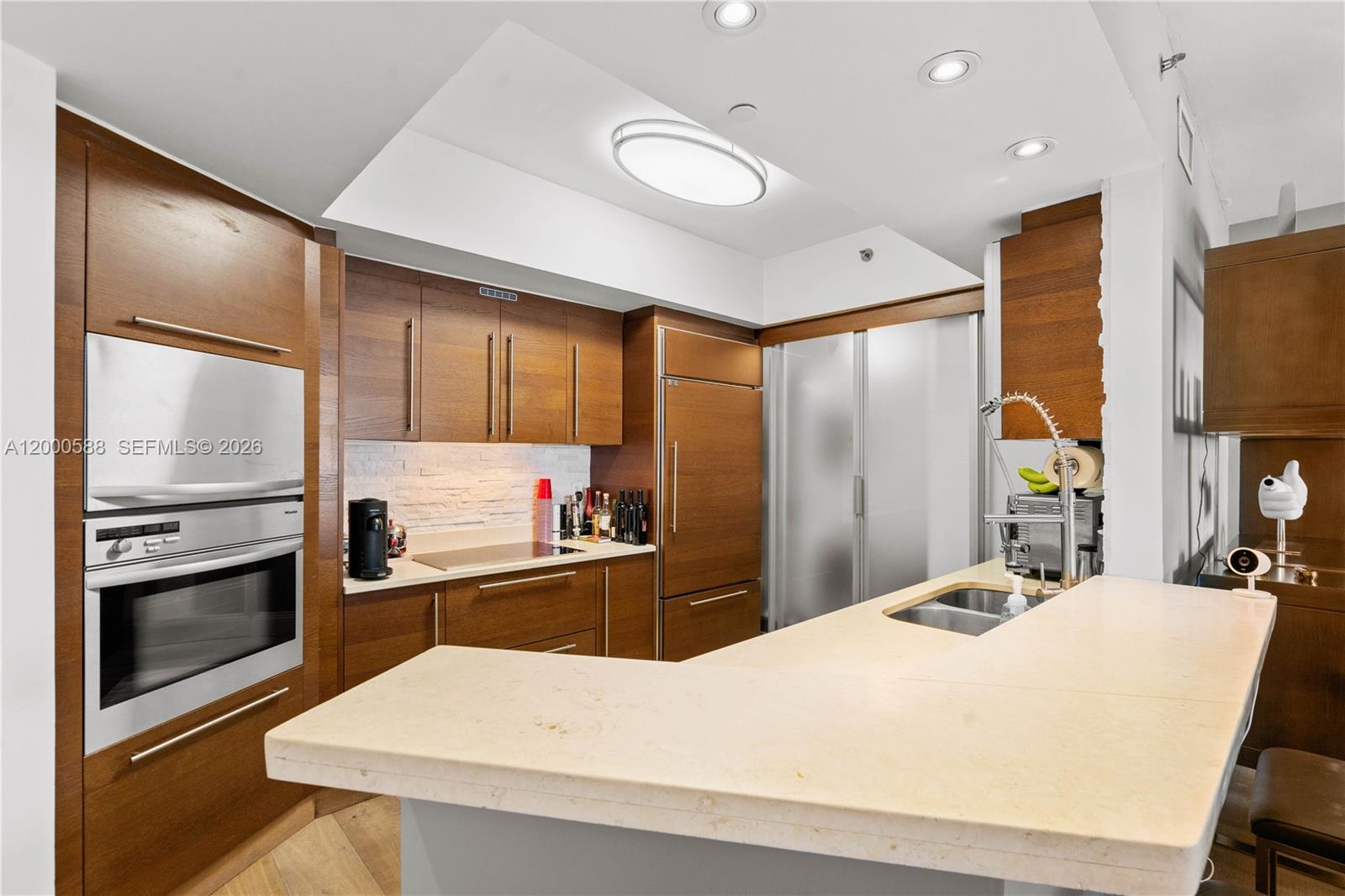 450 Alton Rd #806, Miami Beach FL 33139