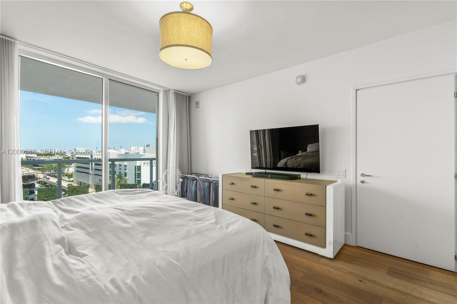 450 Alton Rd #806, Miami Beach FL 33139
