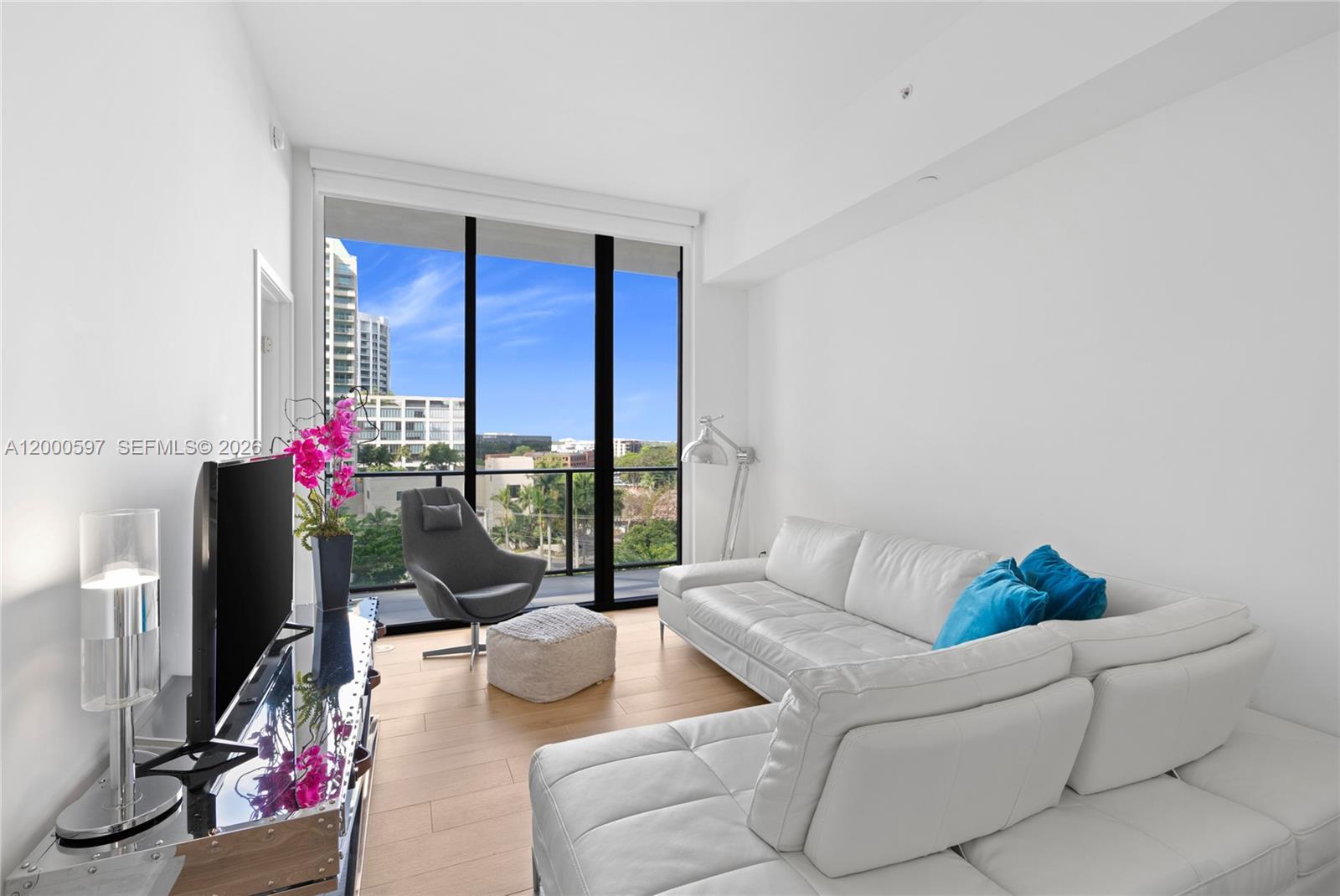 2678 Tigertail Ave #615, Miami FL 33133
