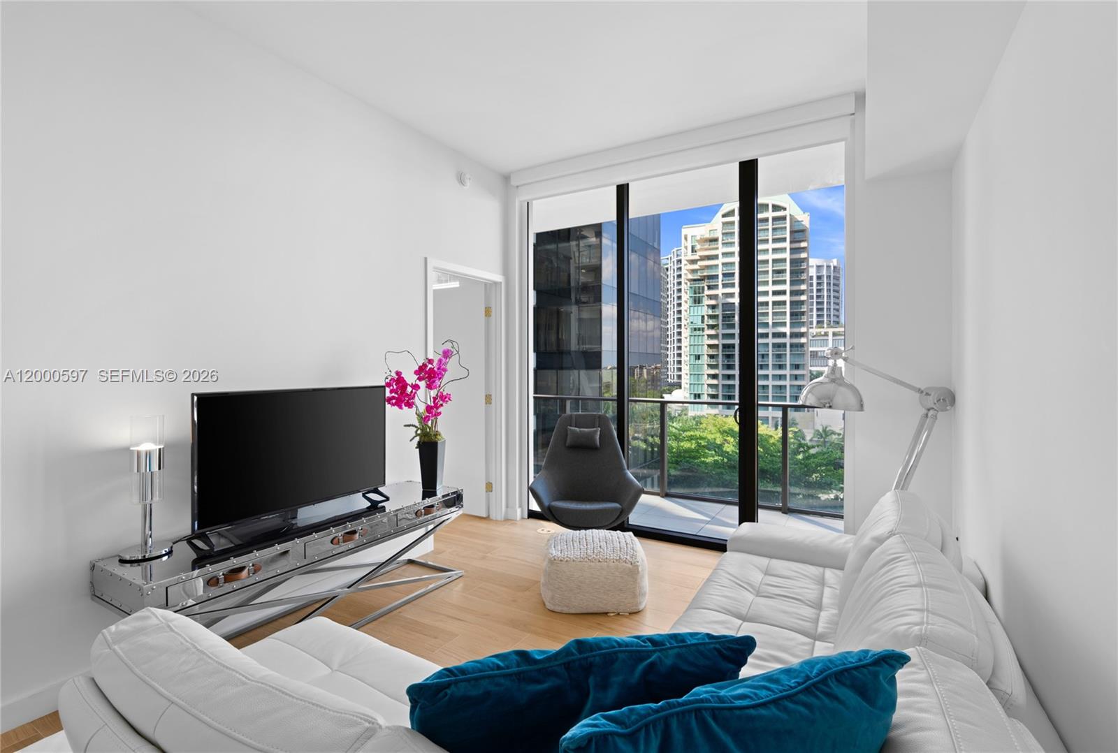 2678 Tigertail Ave #615, Miami FL 33133