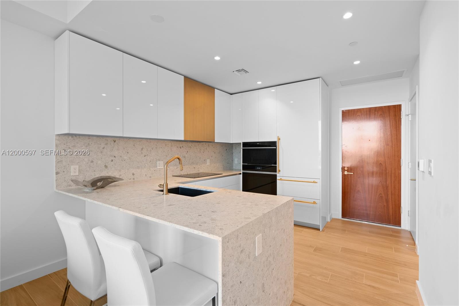 2678 Tigertail Ave #615, Miami FL 33133