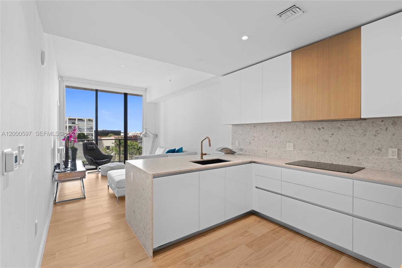 2678 Tigertail Ave #615, Miami FL 33133