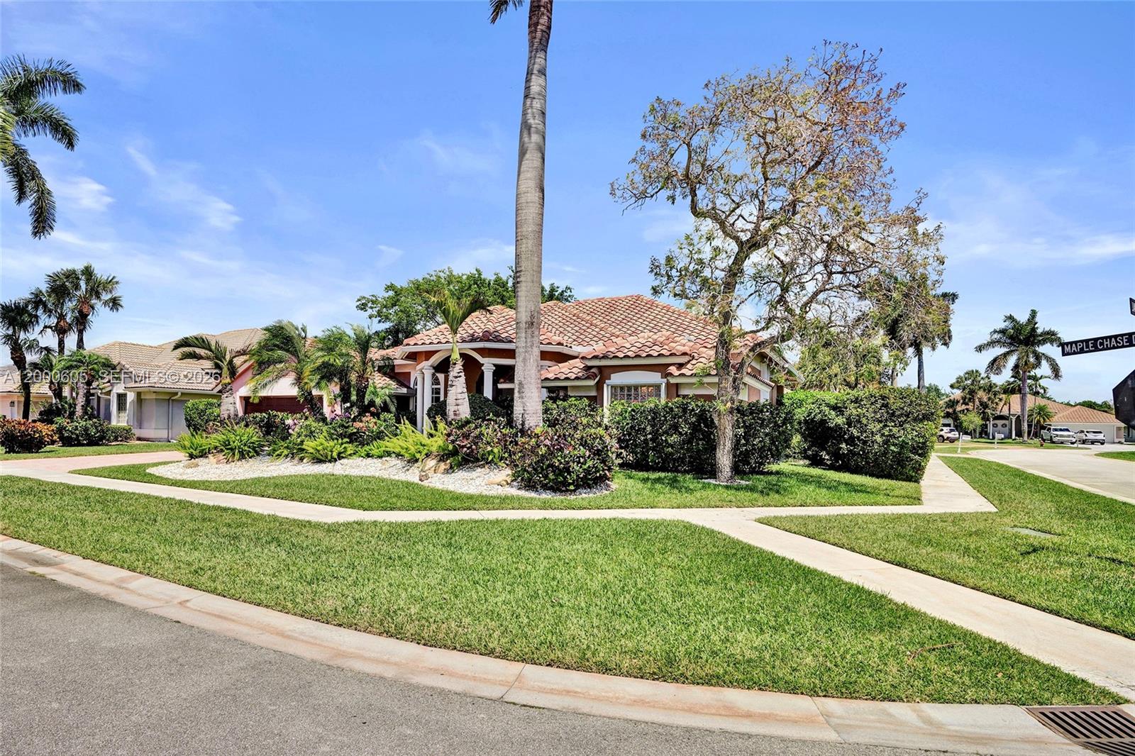 10799 Maple Chase, Boca Raton FL 33498