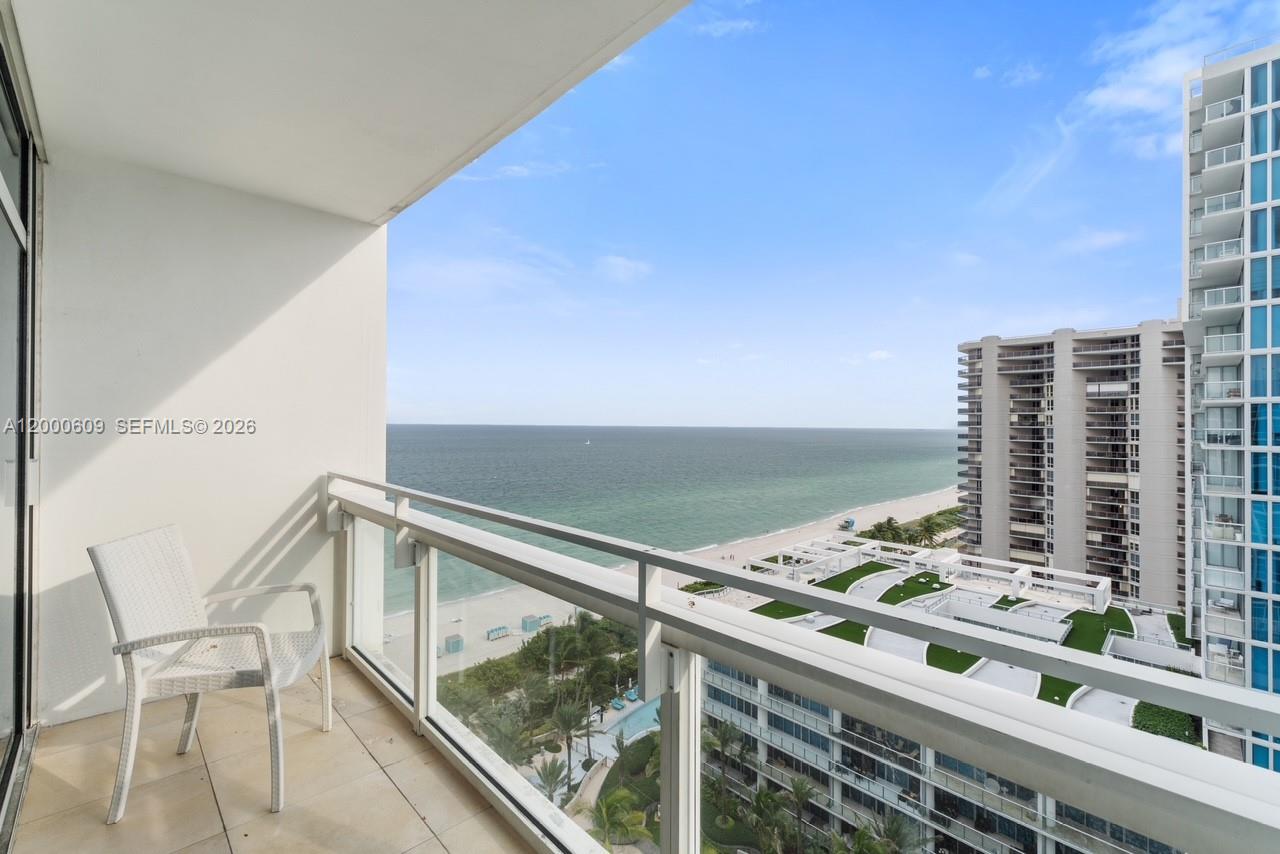 6801 Collins Ave #LPH10, Miami Beach FL 33141