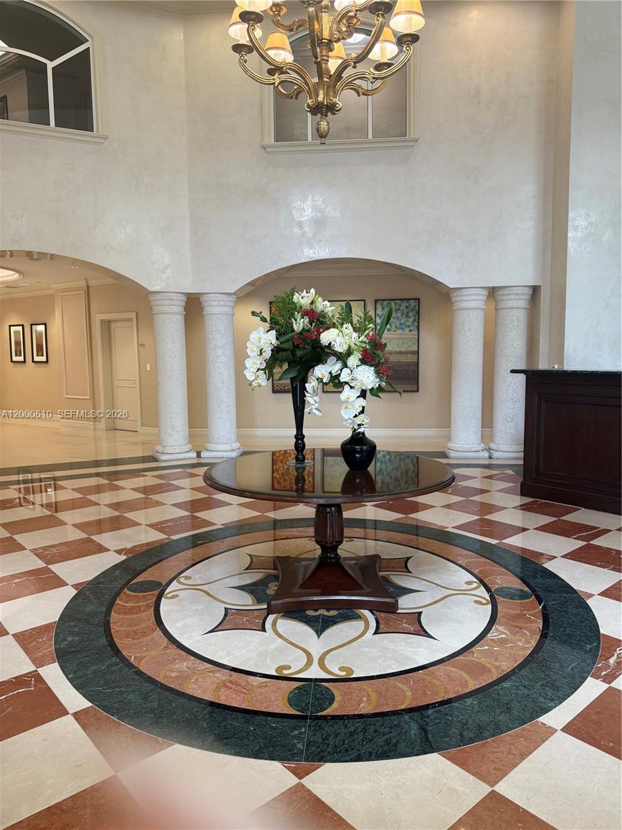 20000 E Country Club Dr #PH09, Aventura FL 33180
