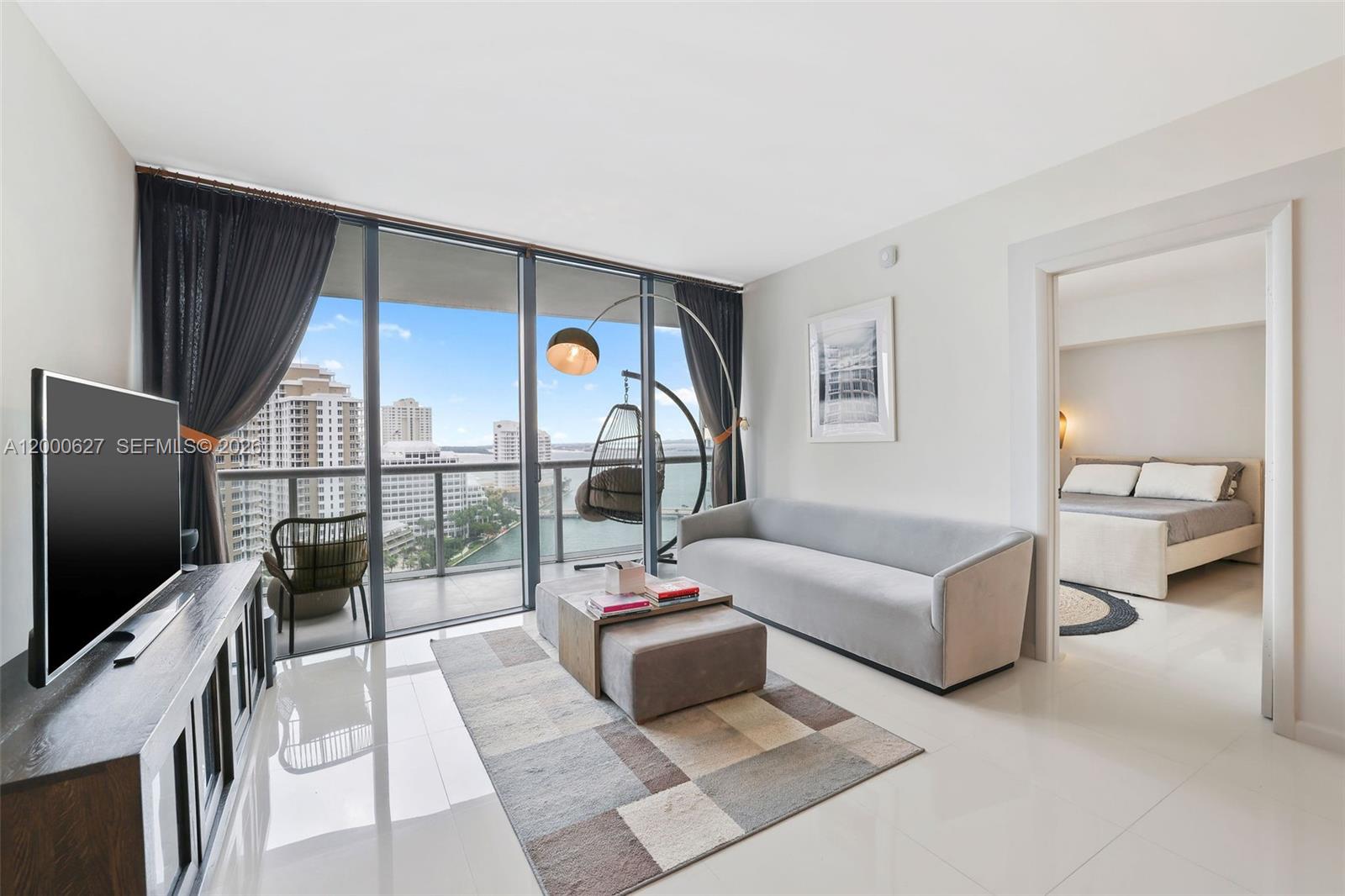 465 Brickell Ave #1805, Miami FL 33131