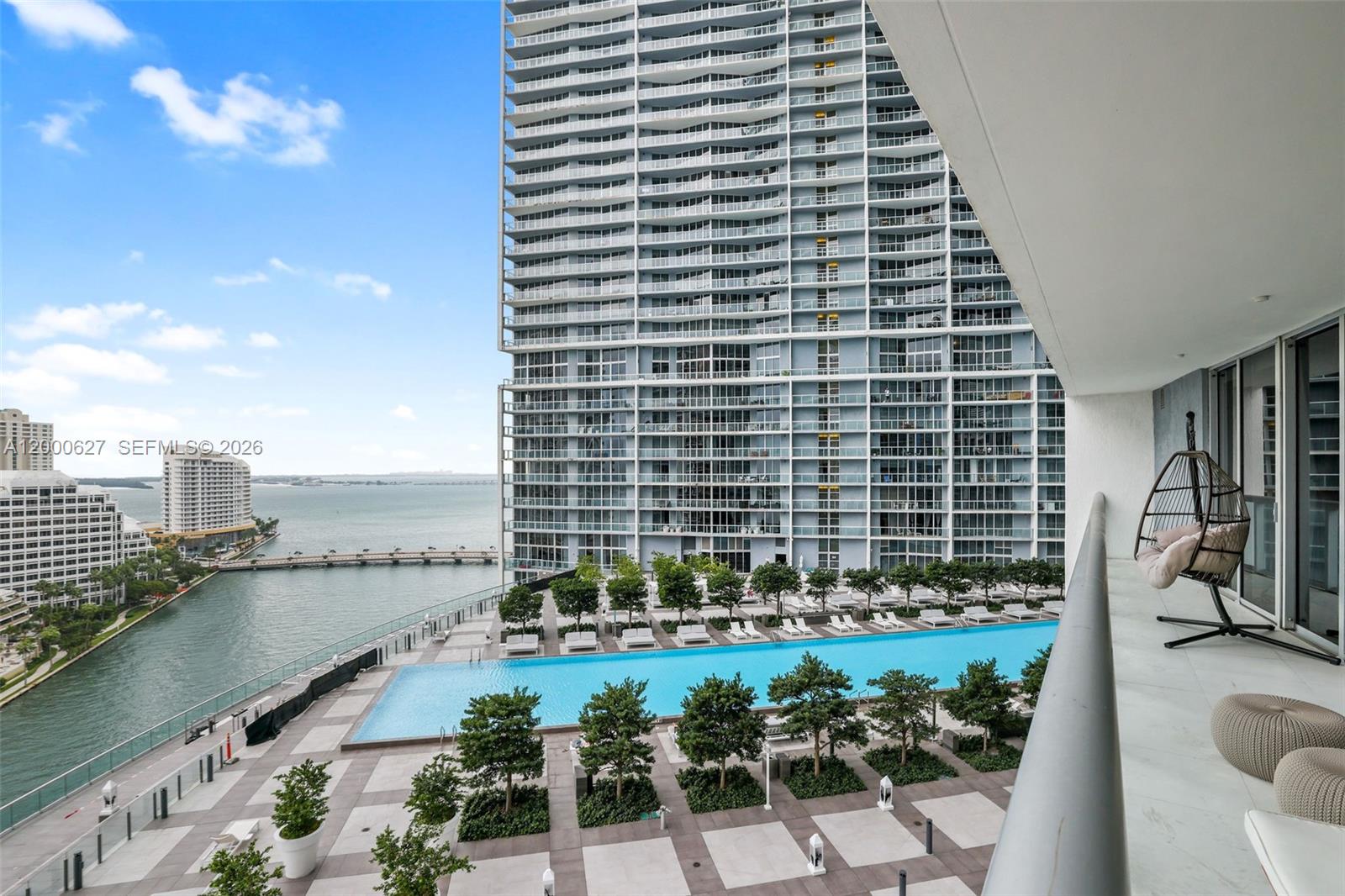 465 Brickell Ave #1805, Miami FL 33131