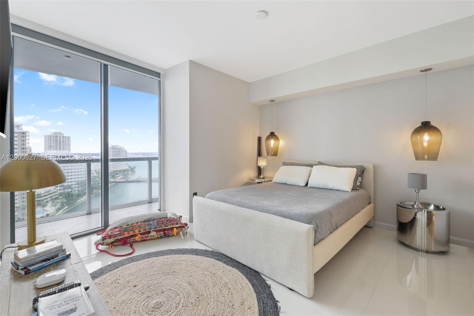 465 Brickell Ave #1805, Miami FL 33131