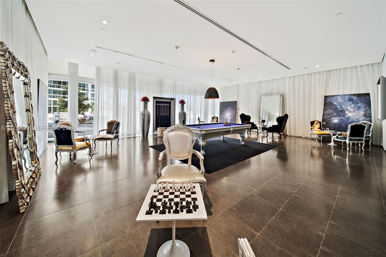 465 Brickell Ave #1805, Miami FL 33131