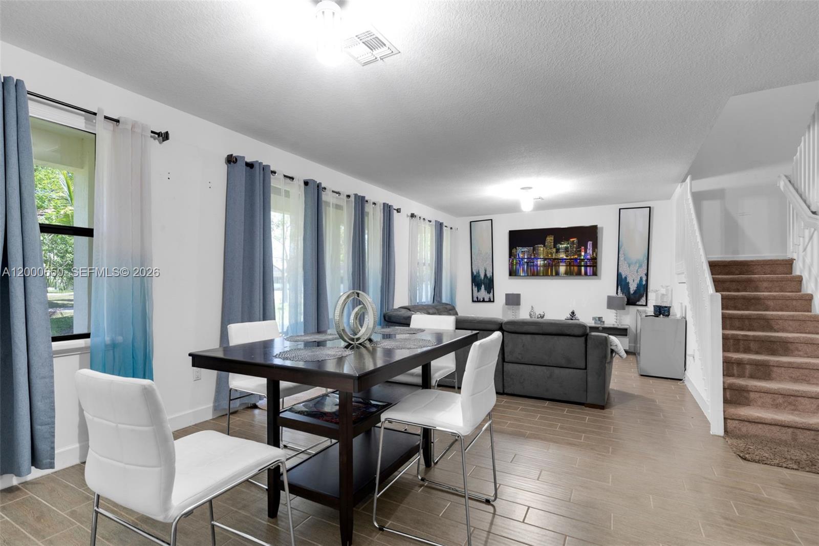 5113 NW 52nd St, Tamarac FL 33319