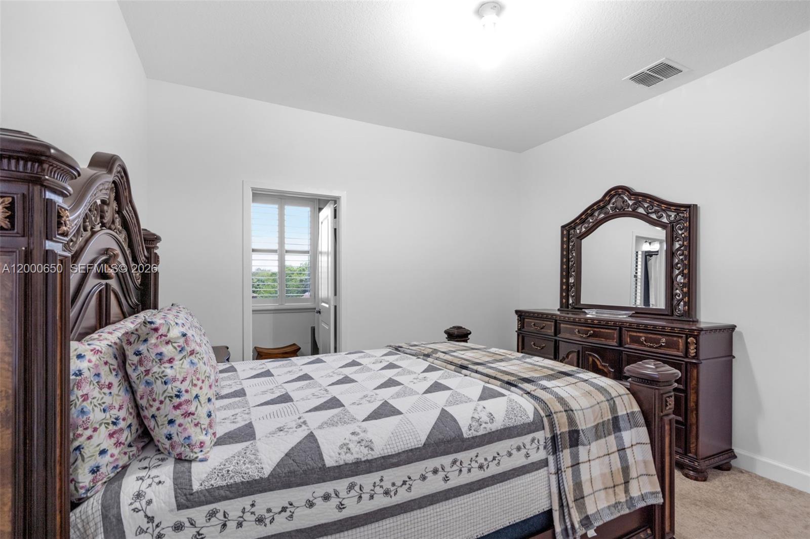 5113 NW 52nd St, Tamarac FL 33319