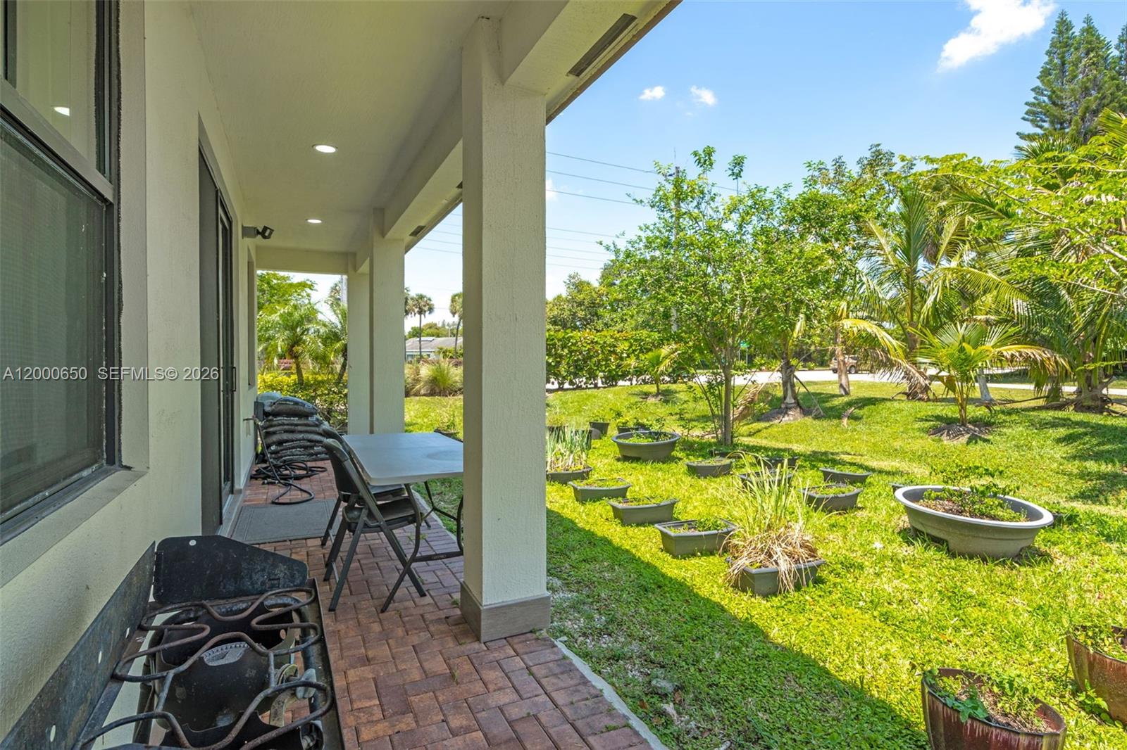 5113 NW 52nd St, Tamarac FL 33319