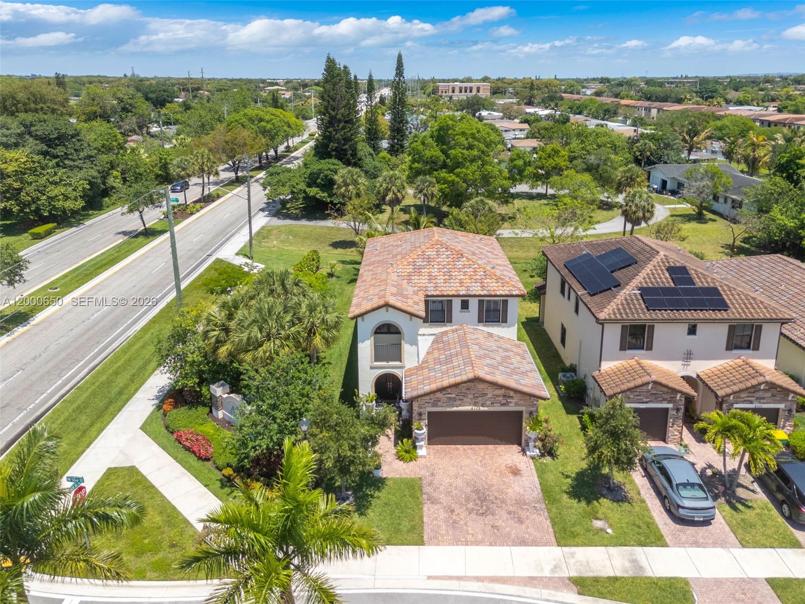 5113 NW 52nd St, Tamarac FL 33319