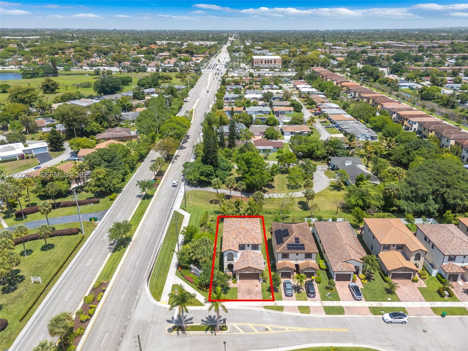 5113 NW 52nd St, Tamarac FL 33319