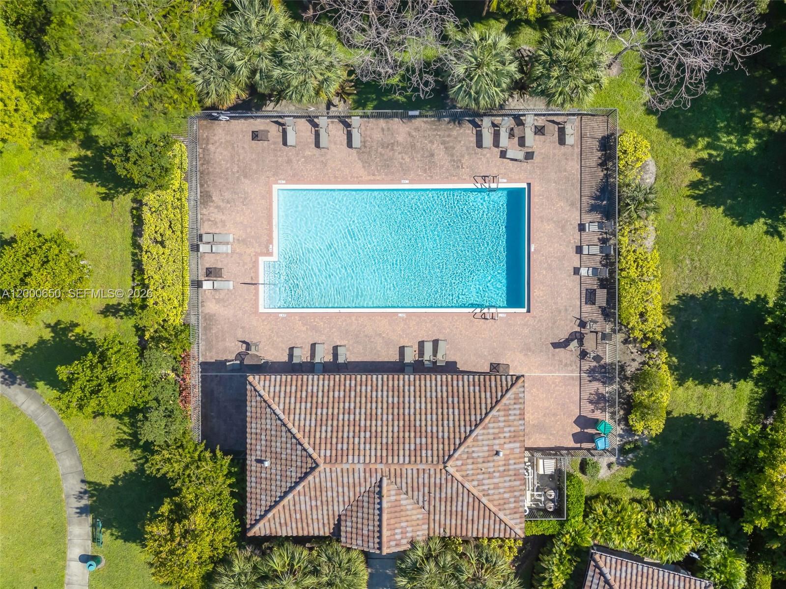 5113 NW 52nd St, Tamarac FL 33319