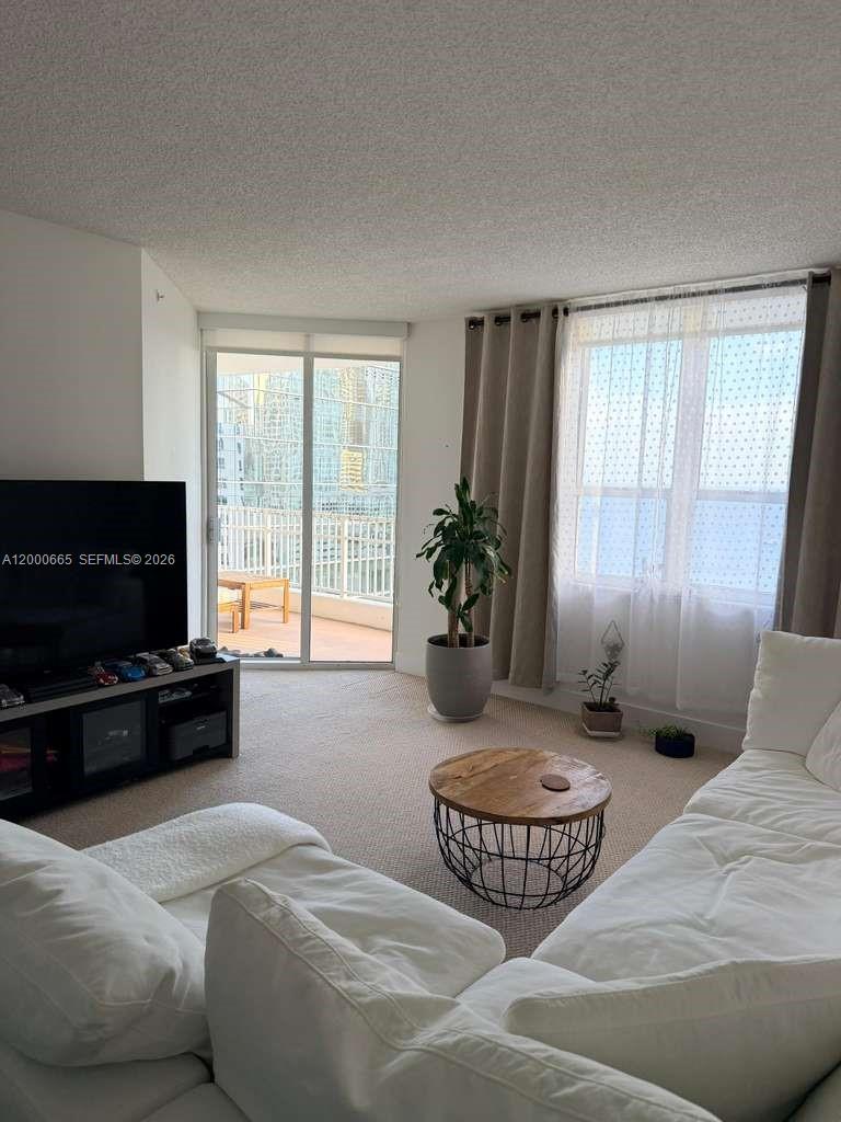 701 Brickell Key Blvd #1501, Miami FL 33131