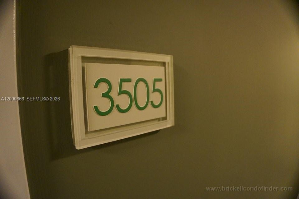 90 SW 3rd St #3505, Miami FL 33130