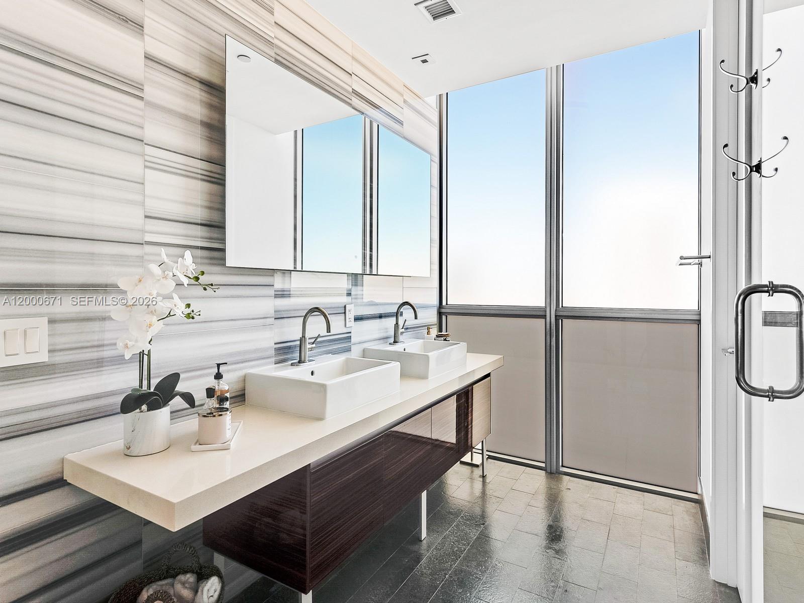 1100 Biscayne Blvd #2105, Miami FL 33132