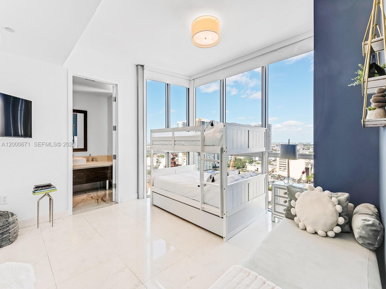 1100 Biscayne Blvd #2105, Miami FL 33132