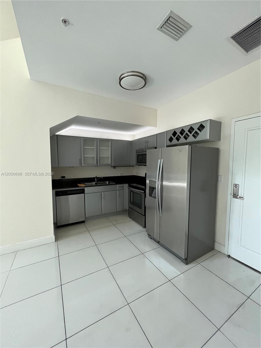 1871 NW S River Dr #A03, Miami FL 33125