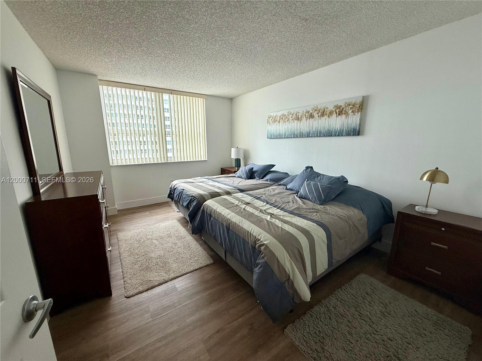 1155 Brickell Bay Dr #1702, Miami FL 33131